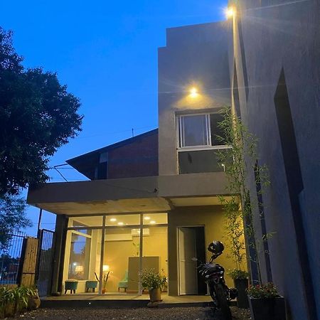 Los Lirios Apart & Suite Puerto Iguazú Exterior foto